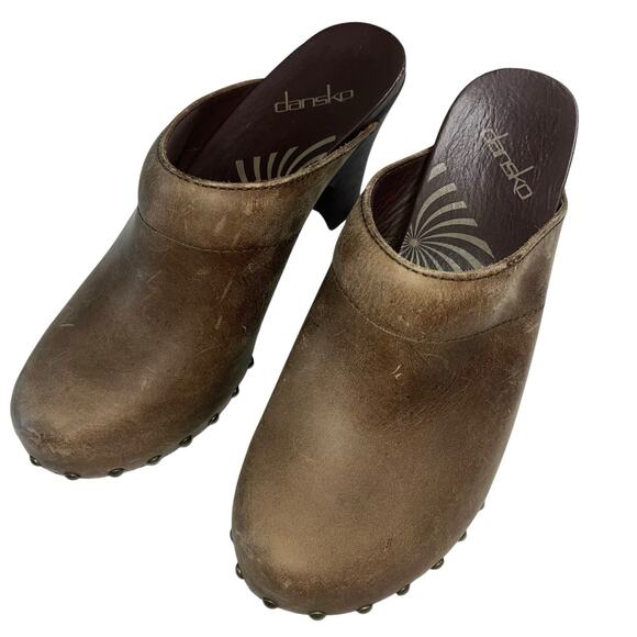 Dansko Women’s Rae Distressed Studded Brown Leather Heeled Clog US 38 EU 7.5 - Picture 2 of 6